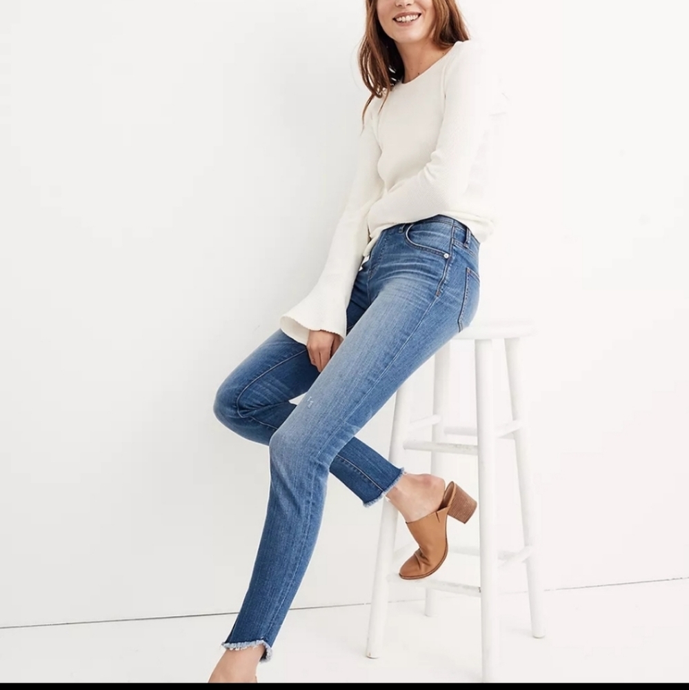 SOLD Madewell 10 inch High Riser Skinny Tulip Hem Jeans